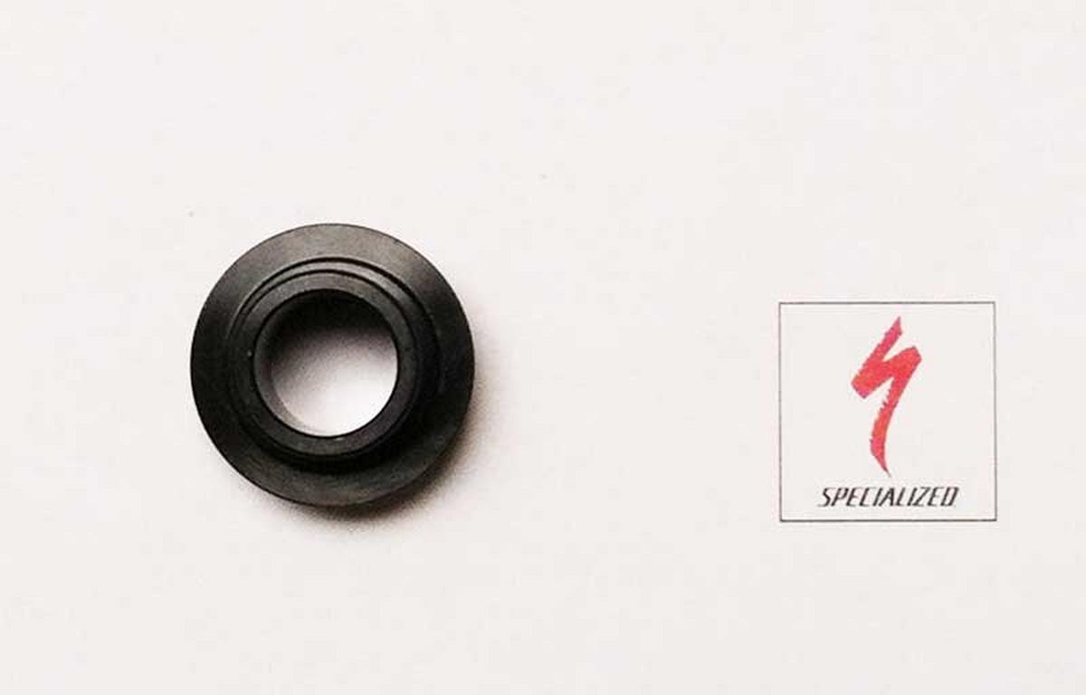EDC MY11-13 ROVAL FRONT 15MM LEFT THRU AXLE END CAP FOR CONTROL TRAIL 29 SL / CONTROL TRAIL 29 / TRAVERSE 26&29 (LFM07)