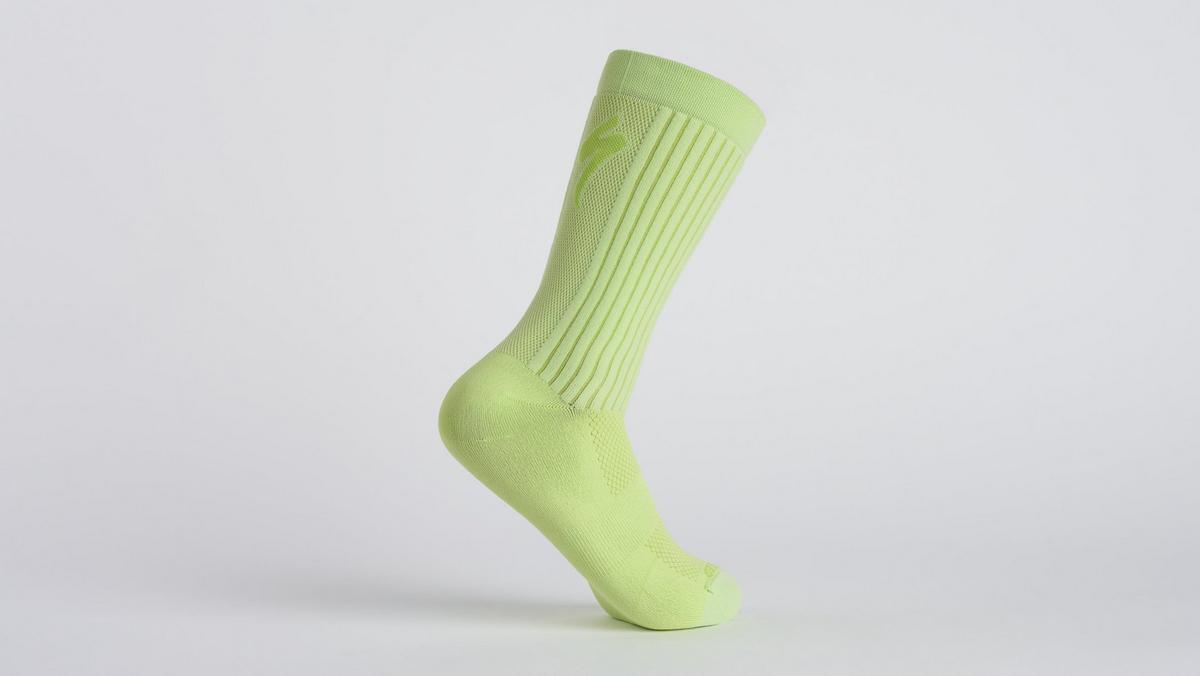 Hydrogen Aero Tall Road Socks