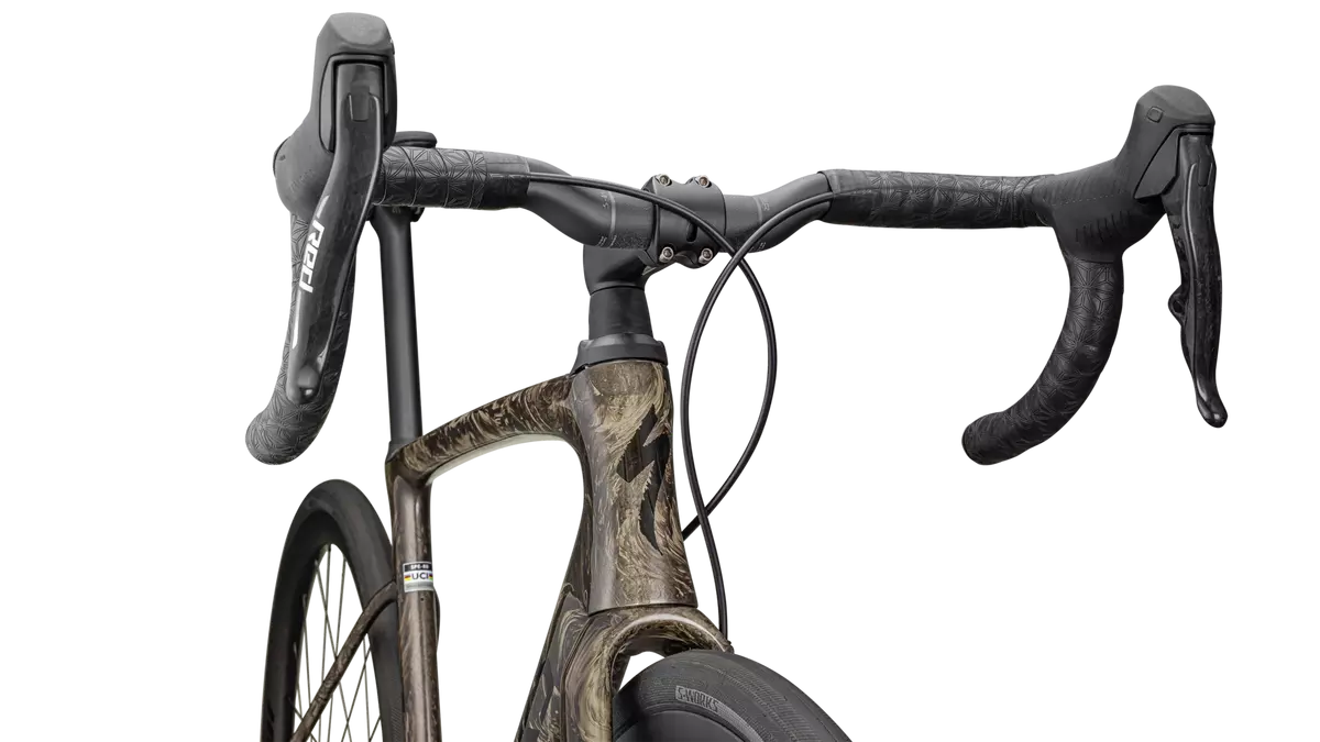 S-Works Roubaix SL8 – SRAM RED AXS